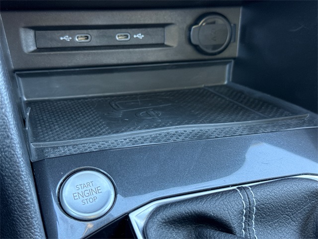 2023 Volkswagen Tiguan SE photo 34