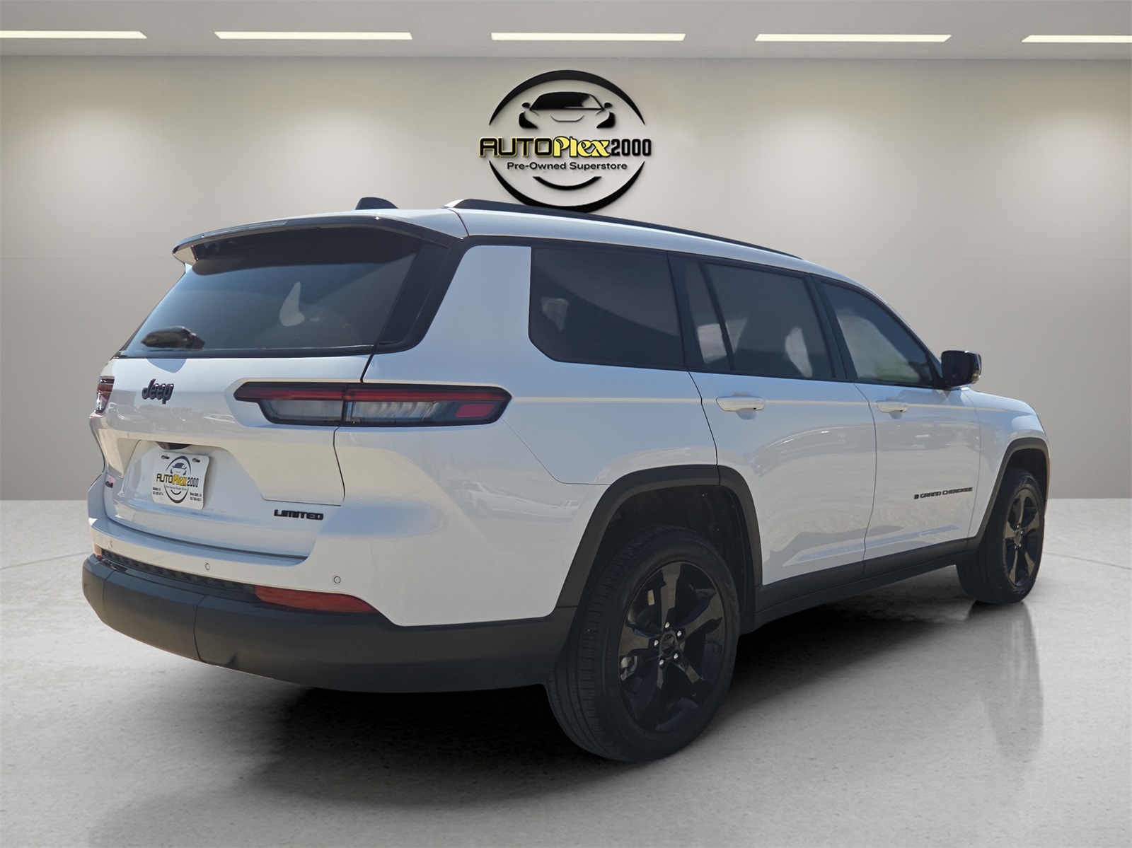 2024 Jeep Grand Cherokee Limited photo 6
