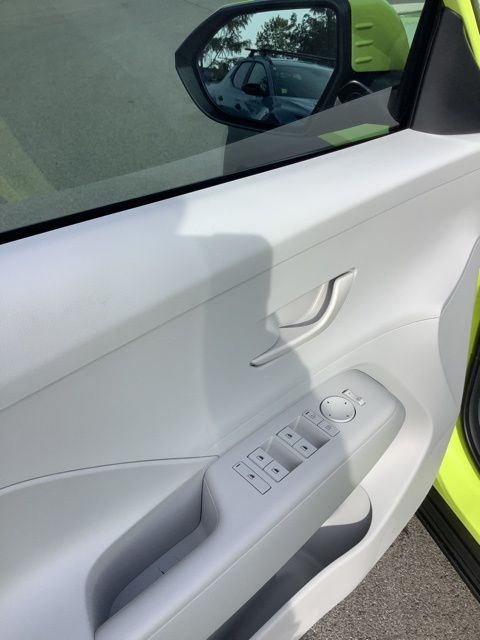 2024 Hyundai Kona SEL photo 15