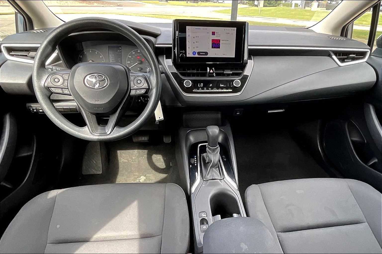 2024 Toyota Corolla LE photo 14