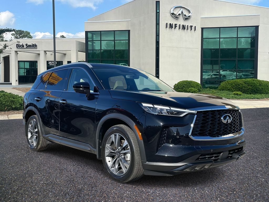 2025 INFINITI QX60 LUXE's photo