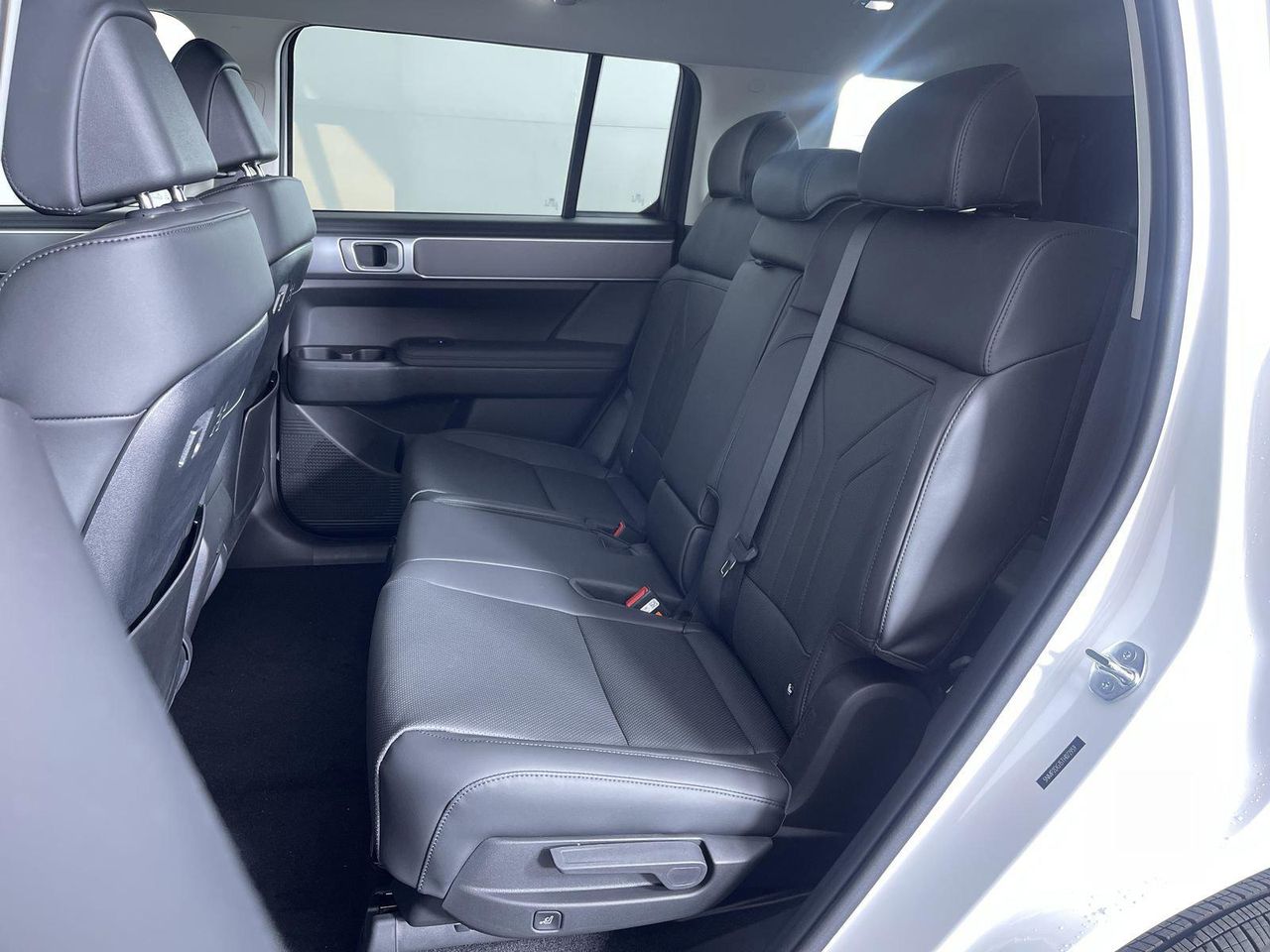 2026 Hyundai Santa Fe SEL photo 23