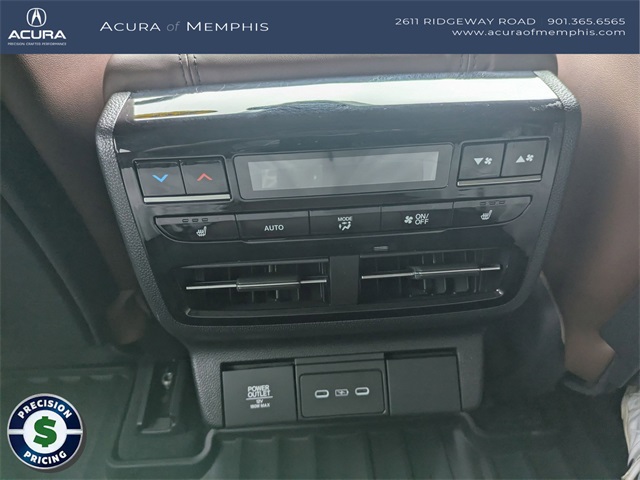 2025 Acura MDX SH-AWD Advance photo 22