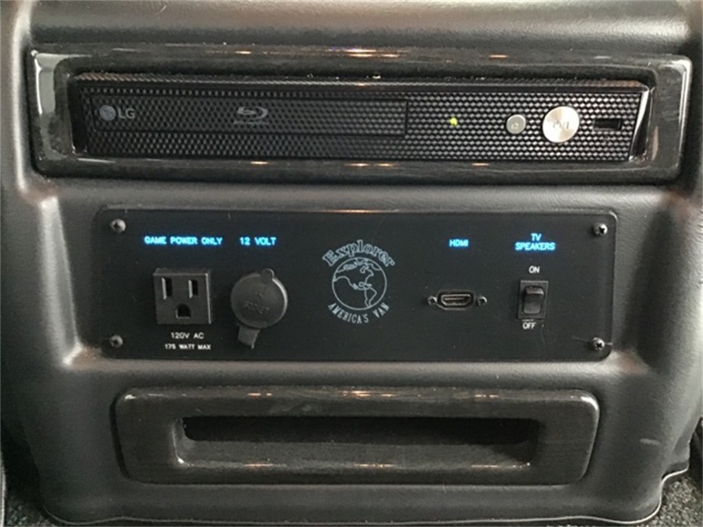 2023 Gmc Savana photo 39