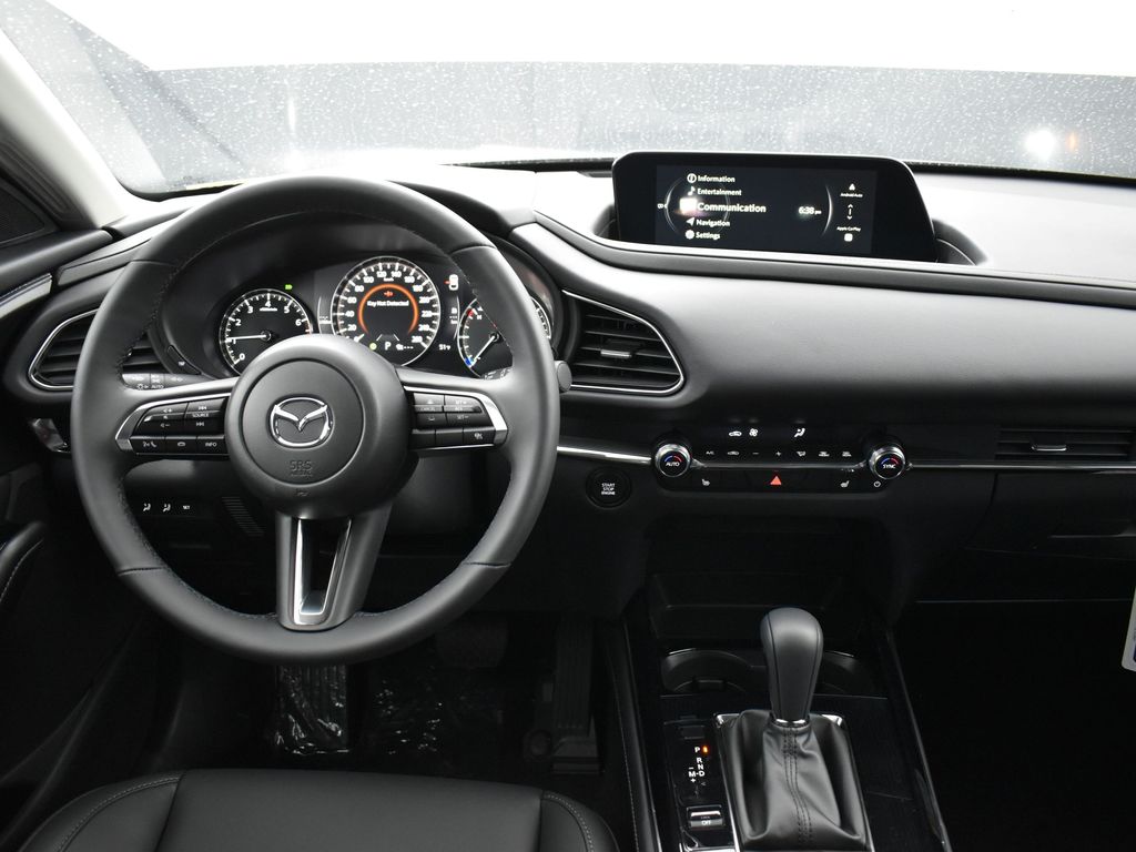 2025 Mazda CX-30 2.5 S Preferred photo 11