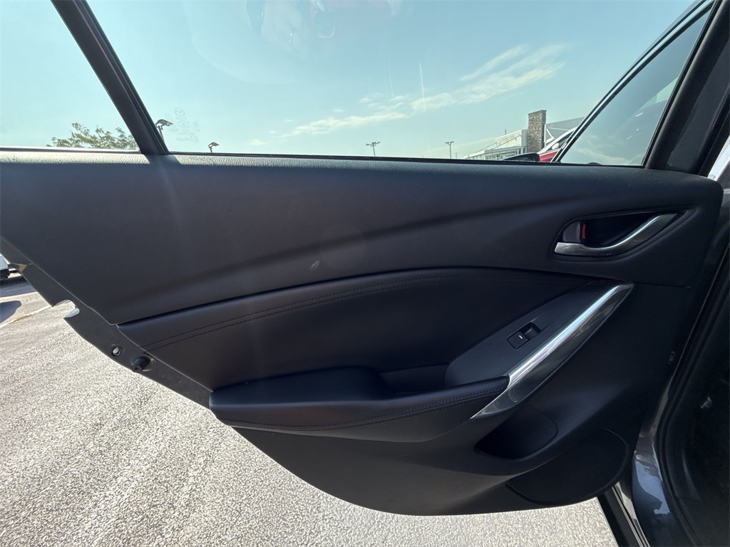 2015 Mazda Mazda6 Touring photo 22