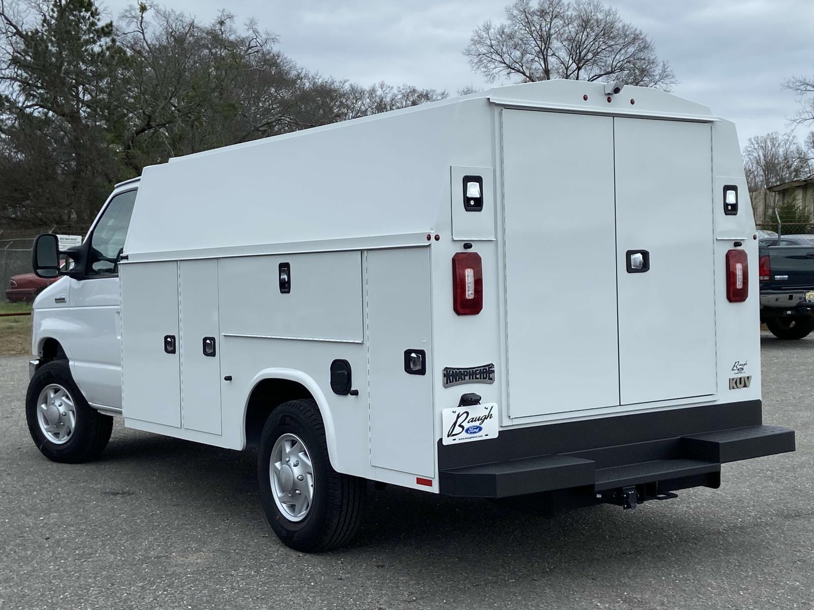 2025 Ford E-350 Base photo 3