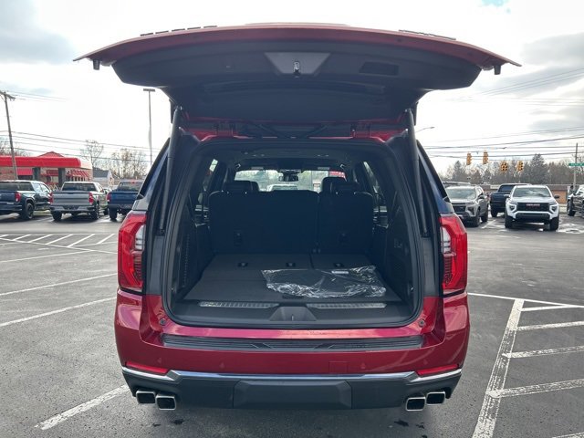 2026 Gmc Yukon AT4 photo 4