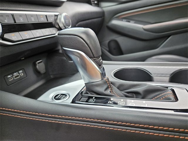 2022 Nissan Altima 2.5 SR photo 23
