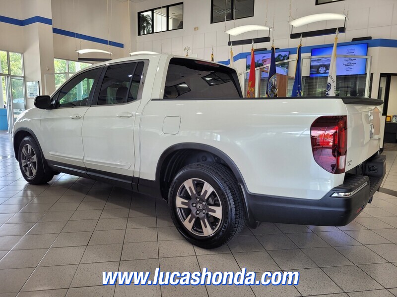2017 Honda Ridgeline RTL photo 4