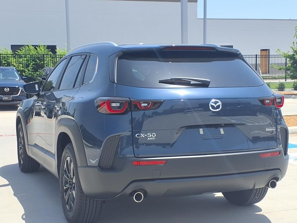 2025 Mazda CX-50 2.5 S Preferred photo 4