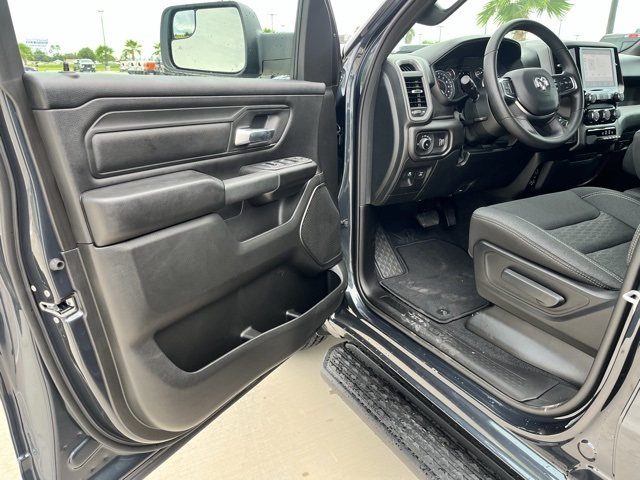 2025 Ram 1500 Tradesman photo 12