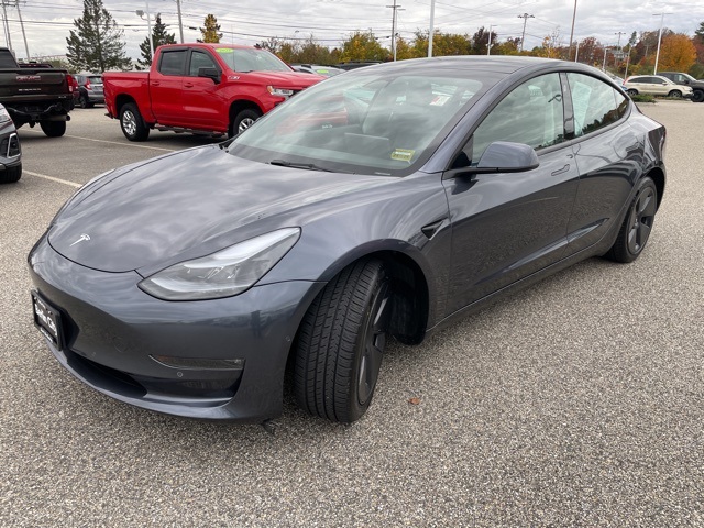 2022 Tesla Model 3 Long Range photo 3