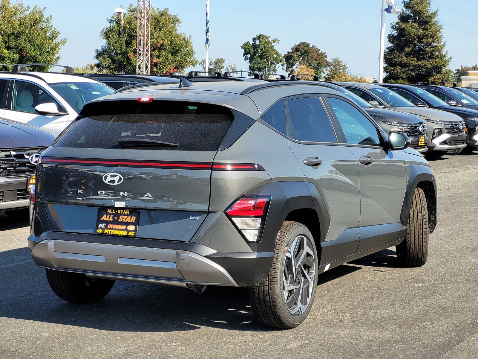 2026 Hyundai Kona SEL photo 3