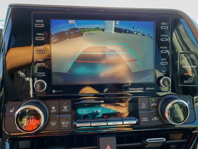 2022 Toyota Highlander XLE photo 17