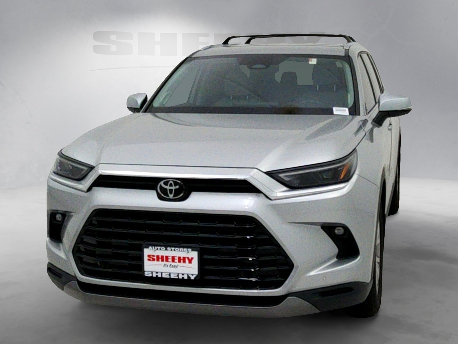 2024 Toyota Highlander Hybrid Limited photo 2