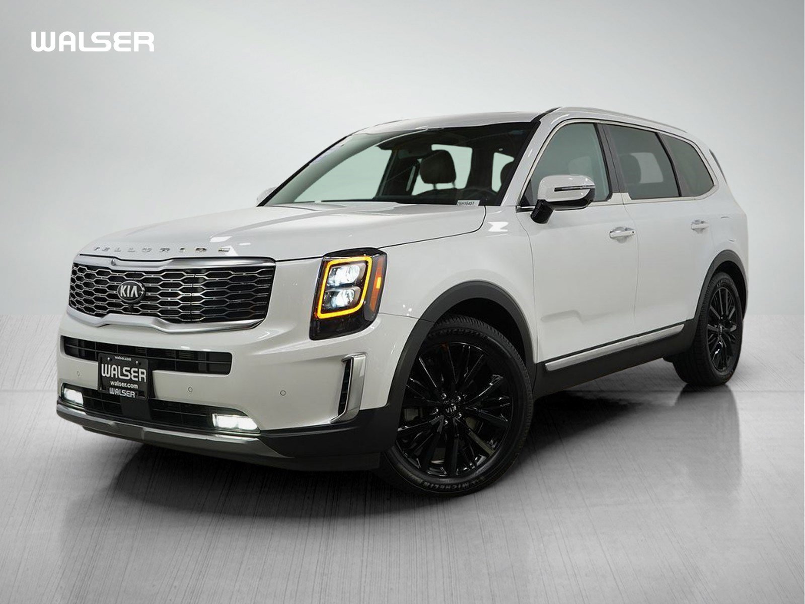 Used 2021 Kia Telluride SX with VIN 5XYP5DHC0MG098520 for sale in Minneapolis, Minnesota