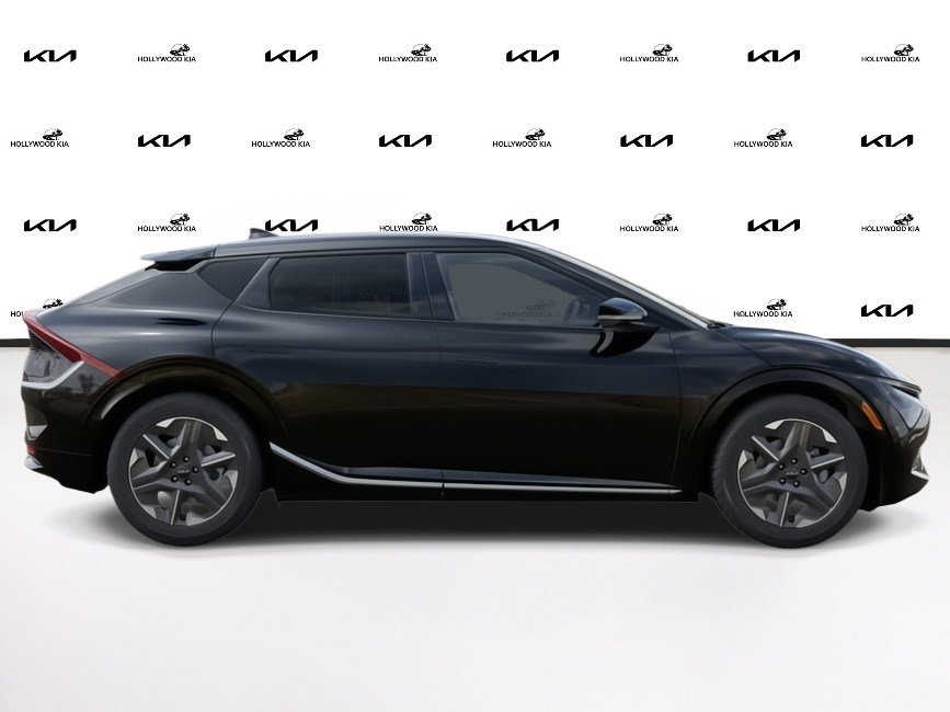 2025 Kia EV6 Light photo 8