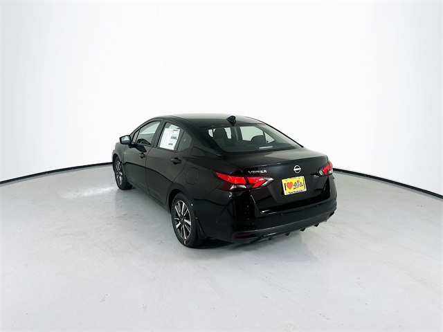 2025 Nissan Versa SV photo 5