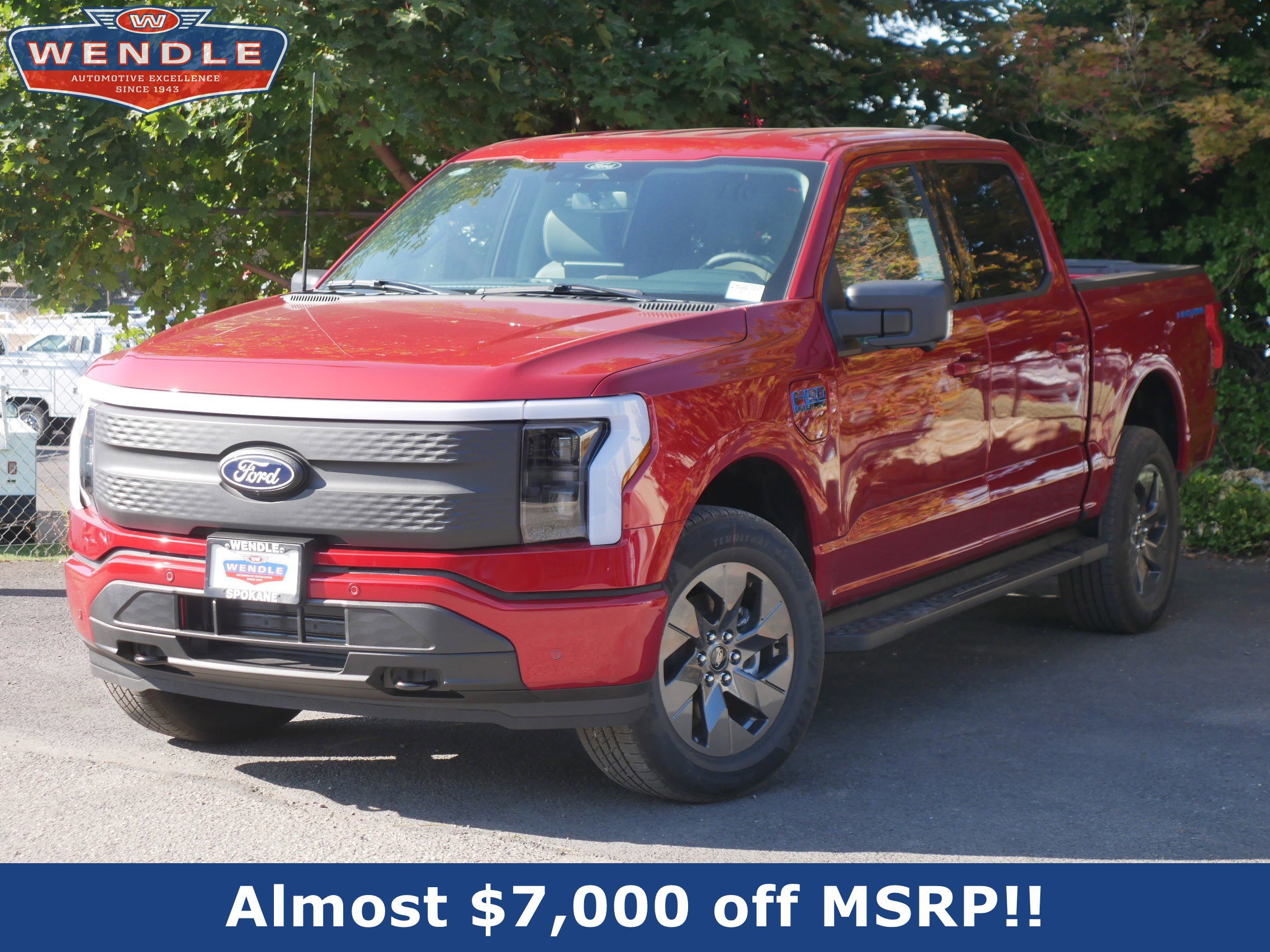 2025 Ford F-150 Lightning Flash's photo