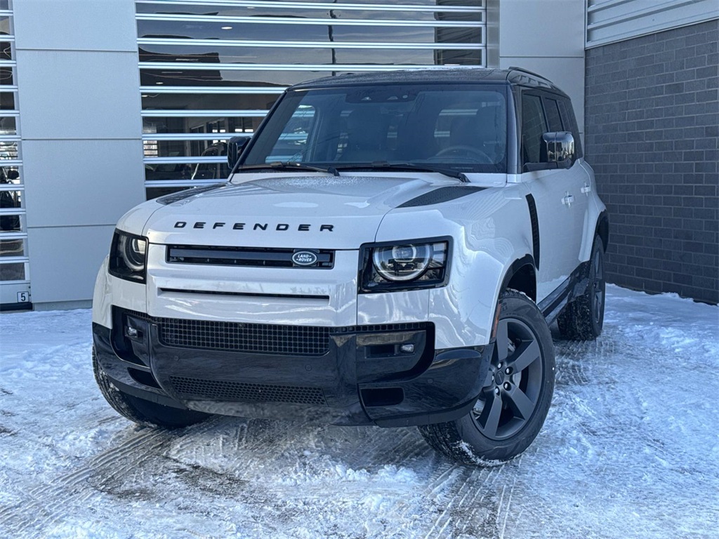 2026 Land Rover Defender X-Dynamic SE's photo