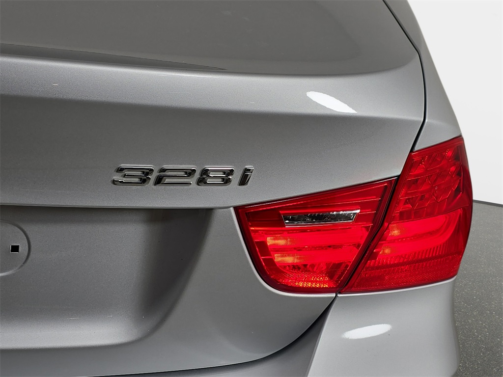 2011 Bmw 328i SA SULEV photo 33