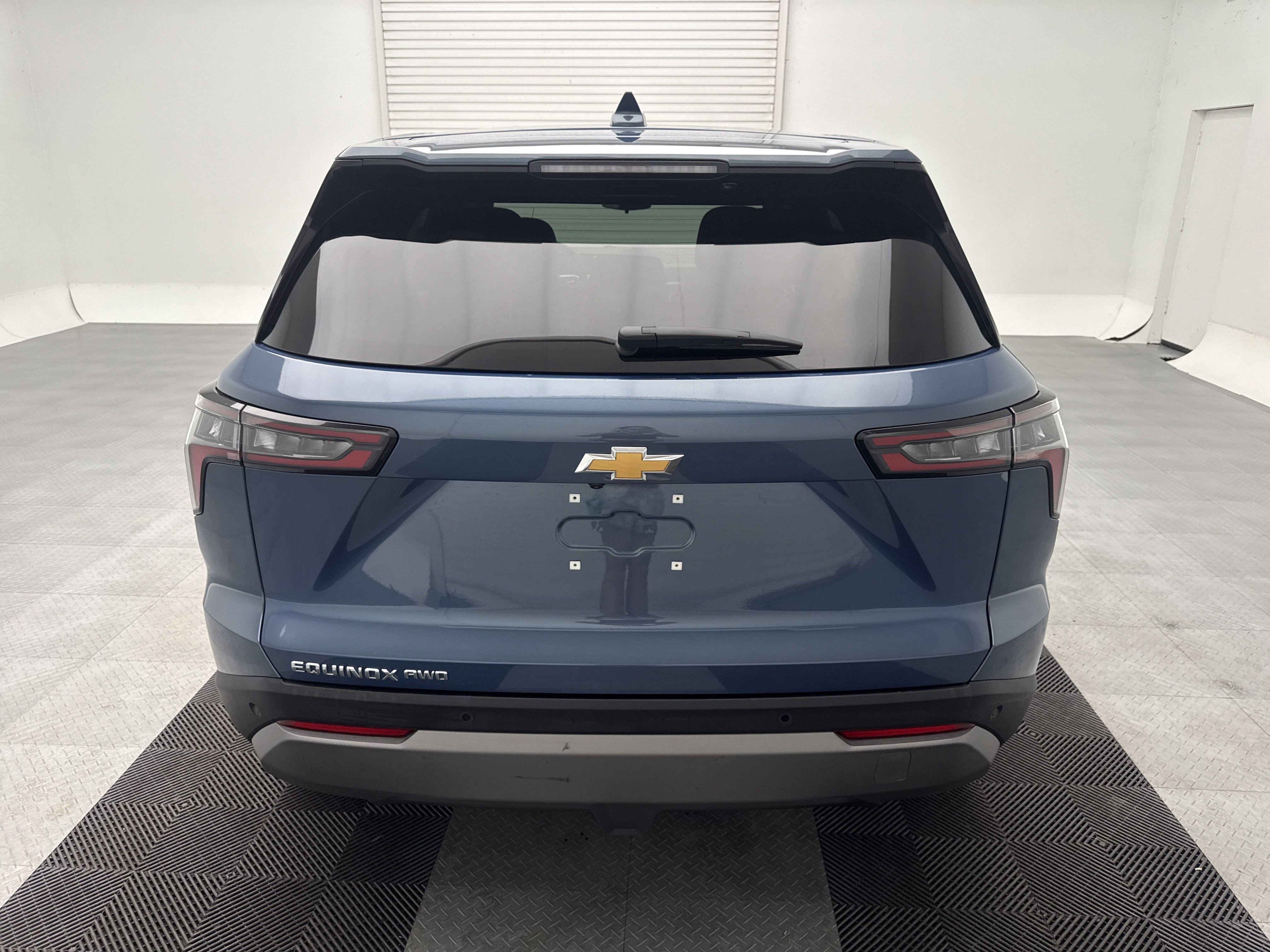 2026 Chevrolet Equinox LT photo 5