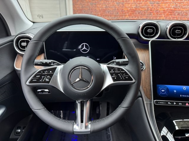 2025 Mercedes Benz GLC 350e 4MATIC photo 14