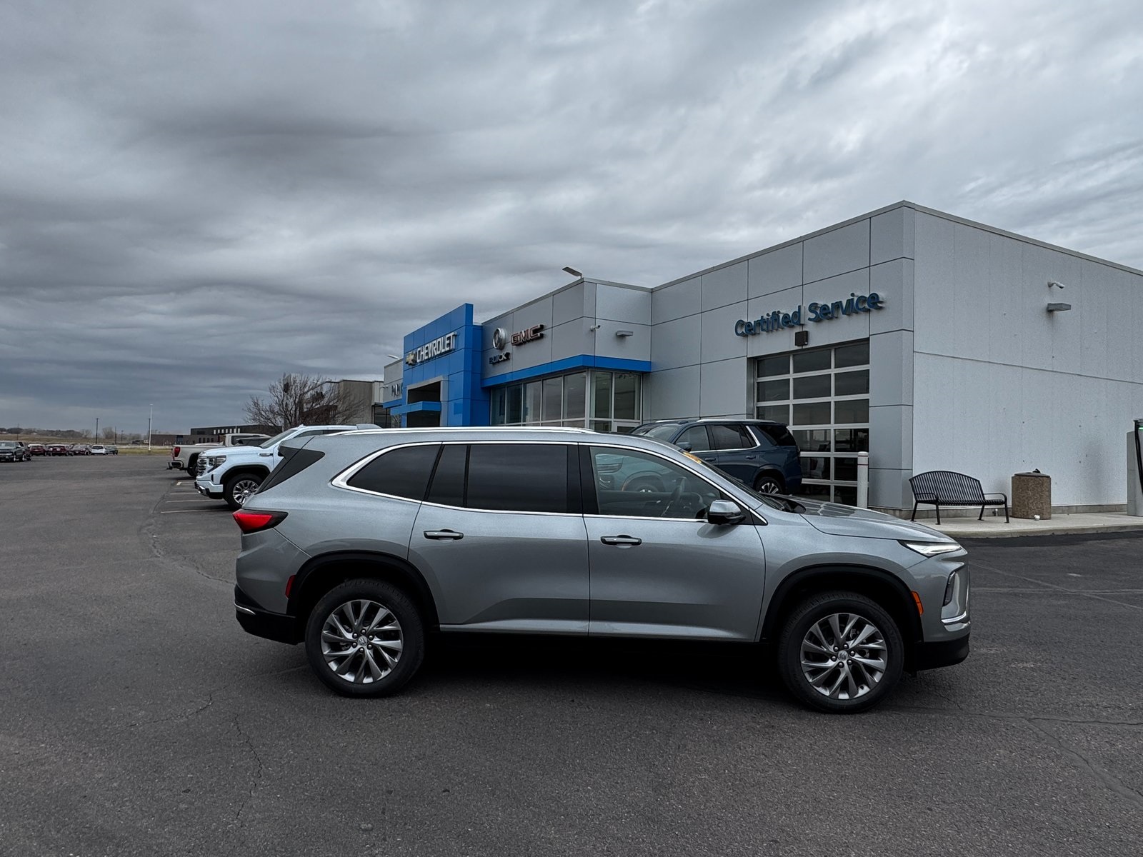 2026 Buick Enclave Preferred's photo