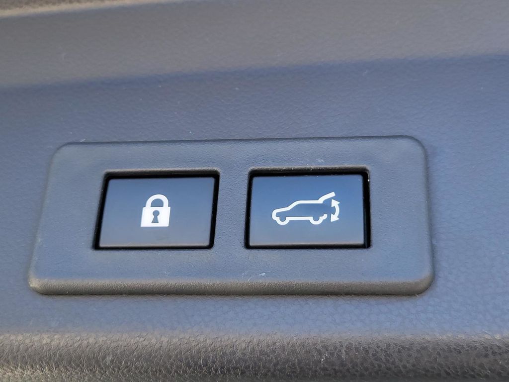 2023 Subaru Ascent Onyx Edition photo 11
