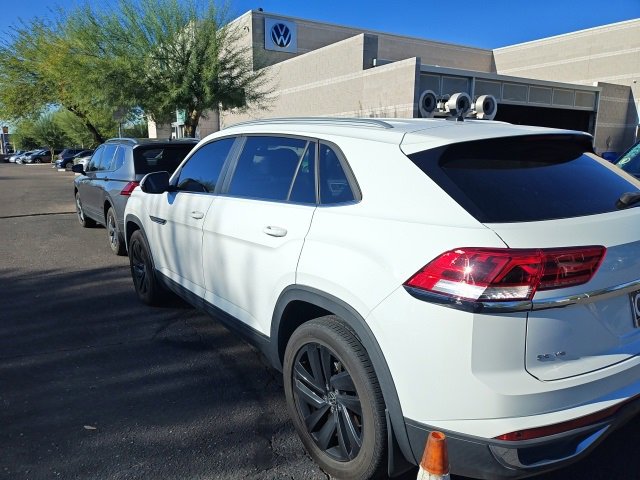 2020 Volkswagen Atlas Cross Sport V6 SE Technology photo 3