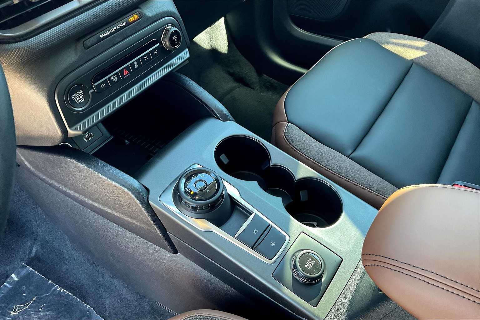 2025 Ford Bronco Sport Outer Banks photo 7
