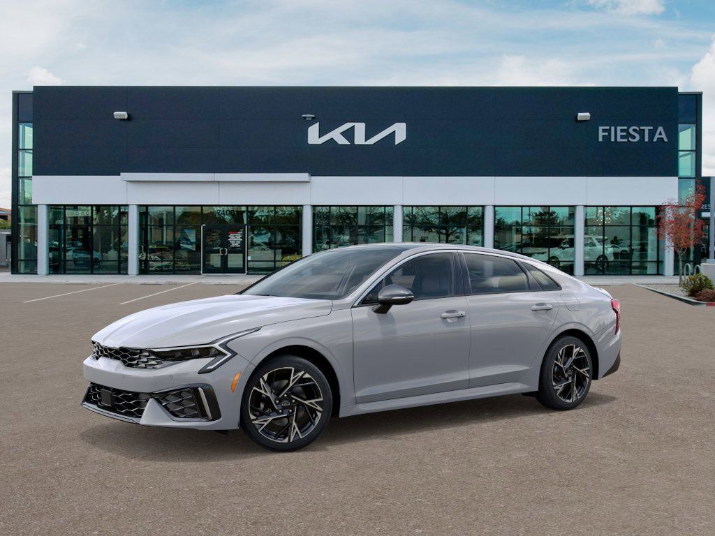 2025 Kia K5 GT-Line photo 2