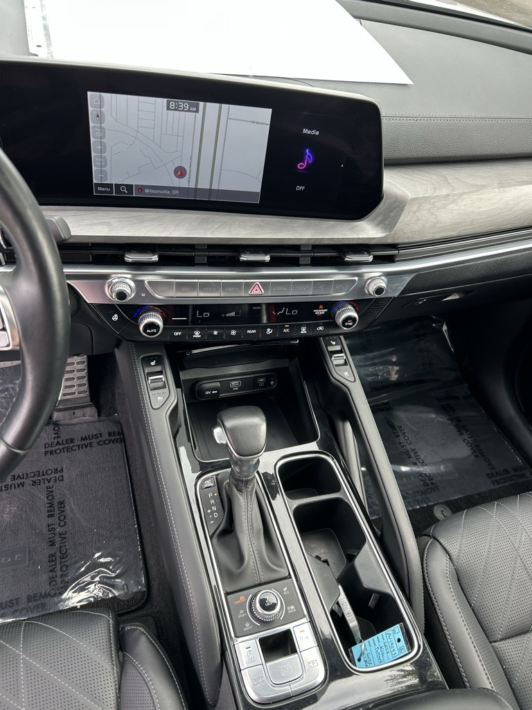 2024 Kia Telluride X-Line photo 17