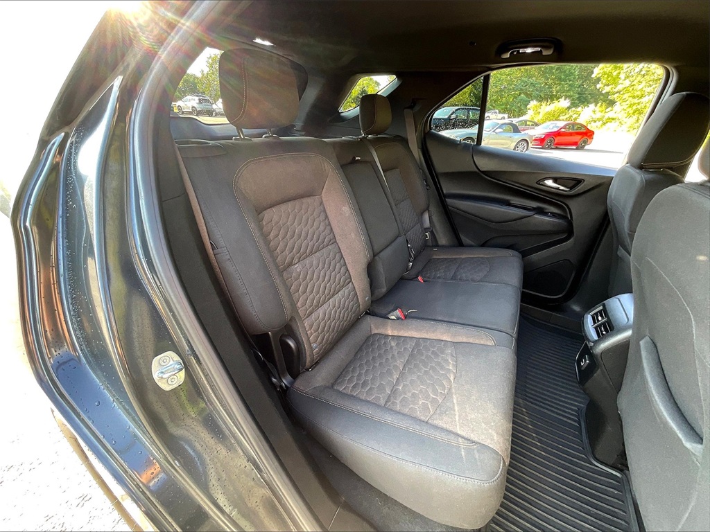 2019 Chevrolet Equinox LT photo 17