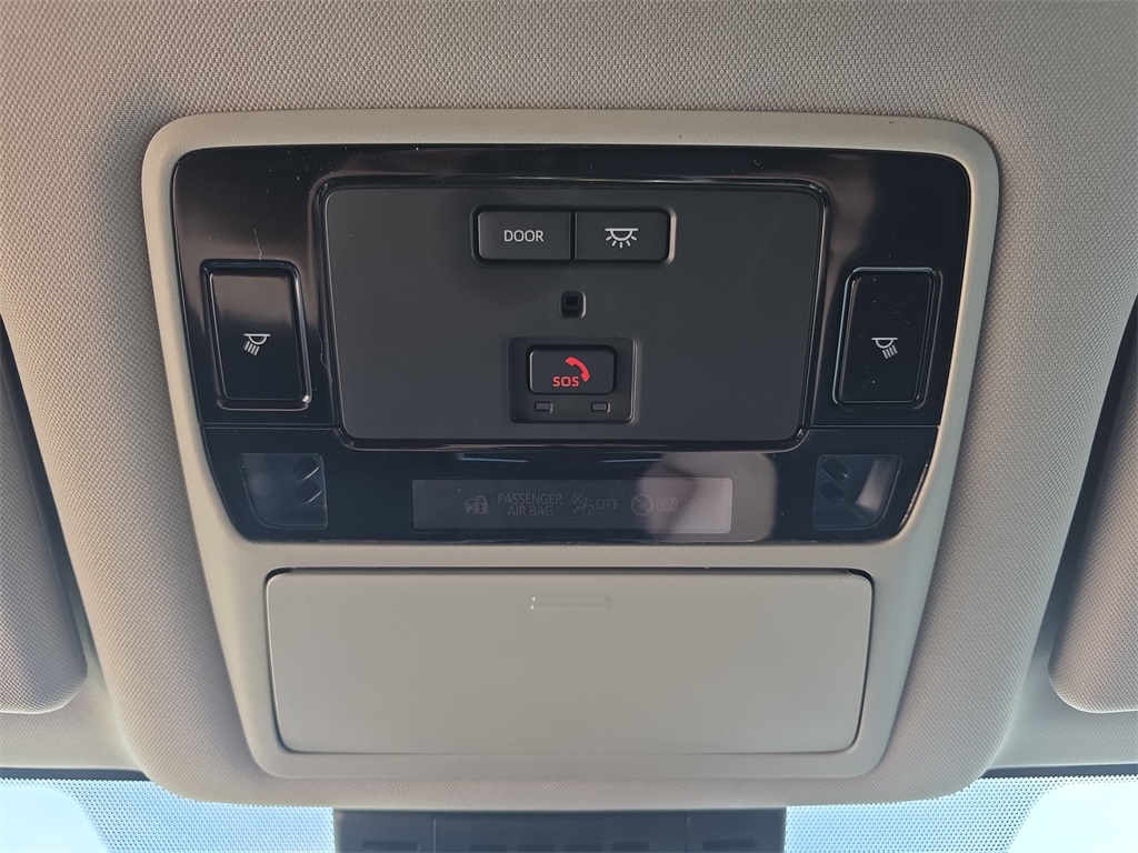 2025 Toyota Highlander Hybrid XLE photo 24