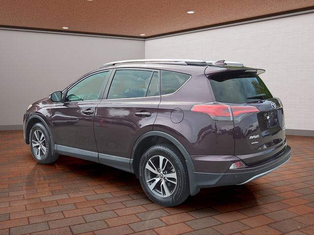 2017 Toyota RAV4 XLE photo 25
