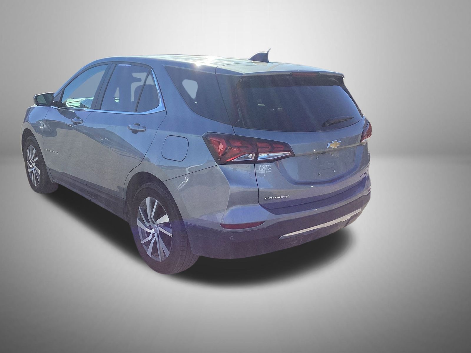 2024 Chevrolet Equinox LT photo 3