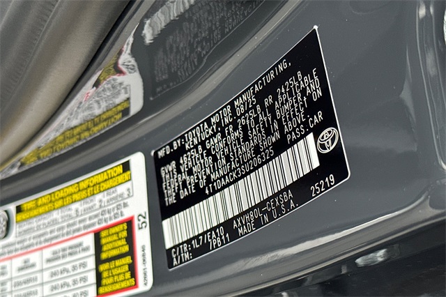2025 Toyota Camry SE photo 31