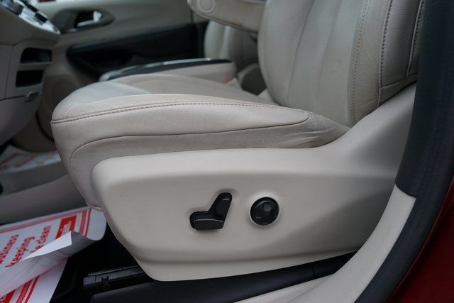 2021 CHRYSLER PACIFICA - Image 12