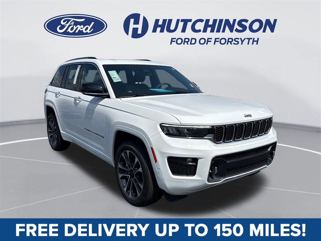 2023 Jeep Grand Cherokee Overland's photo