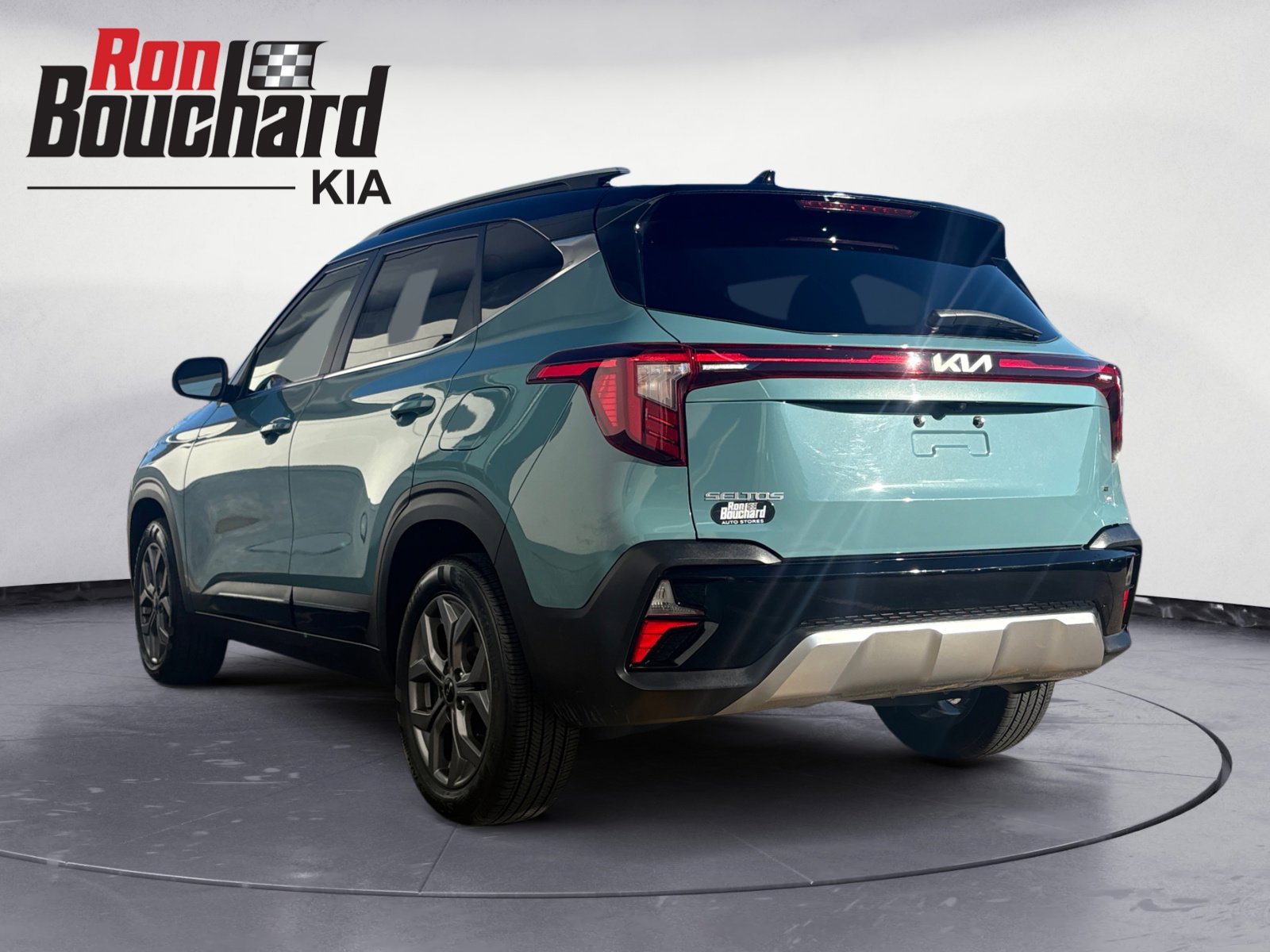 2024 Kia Seltos S photo 4