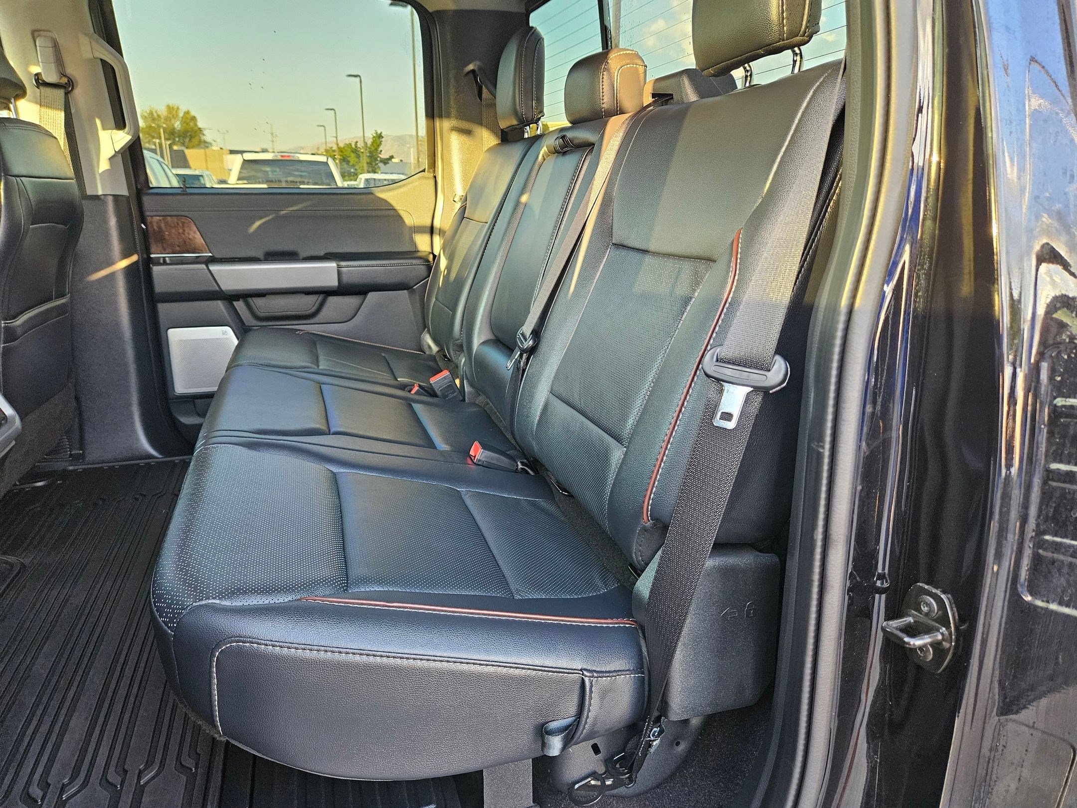 2021 Ford F-150 Lariat photo 24