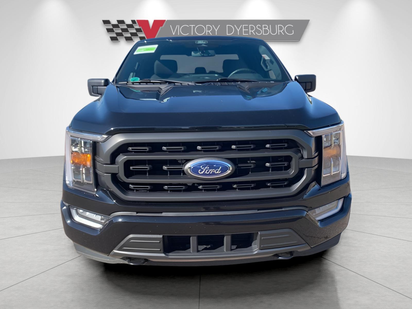 2022 Ford F-150 XLT photo 2