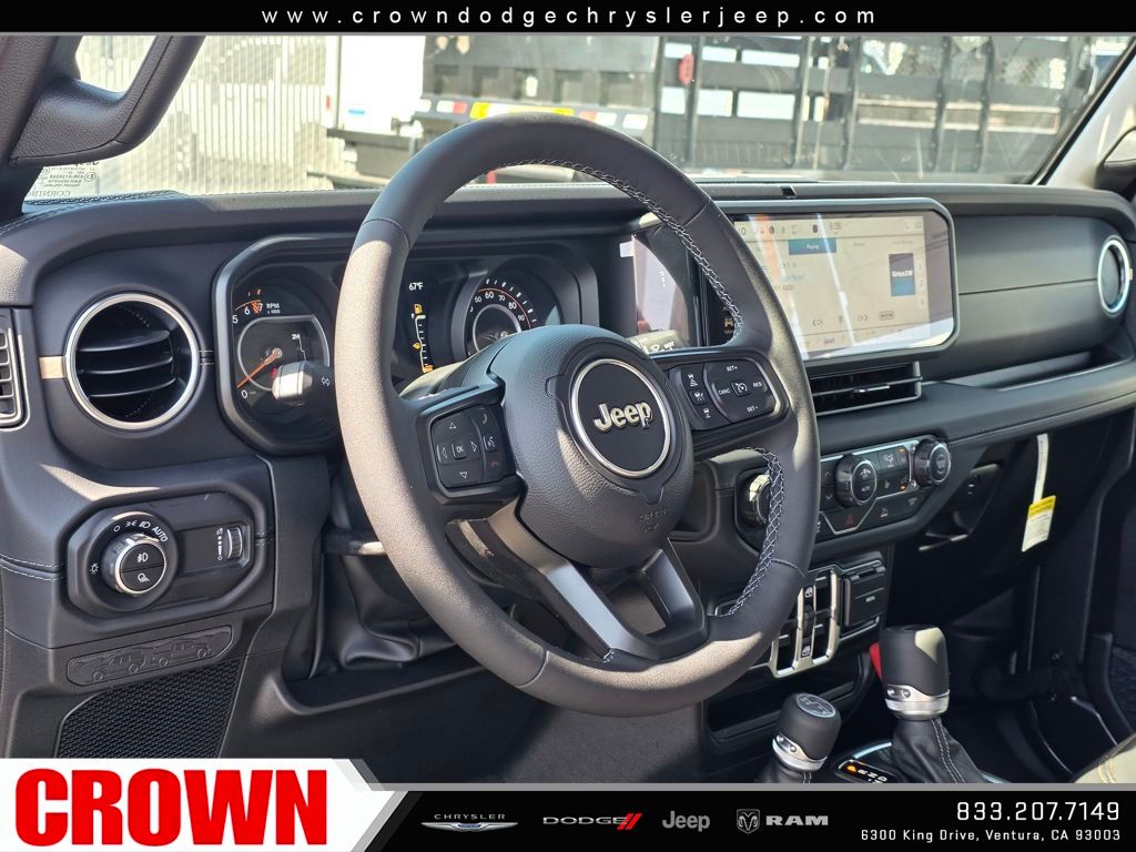 2025 Jeep Gladiator Sport photo 18