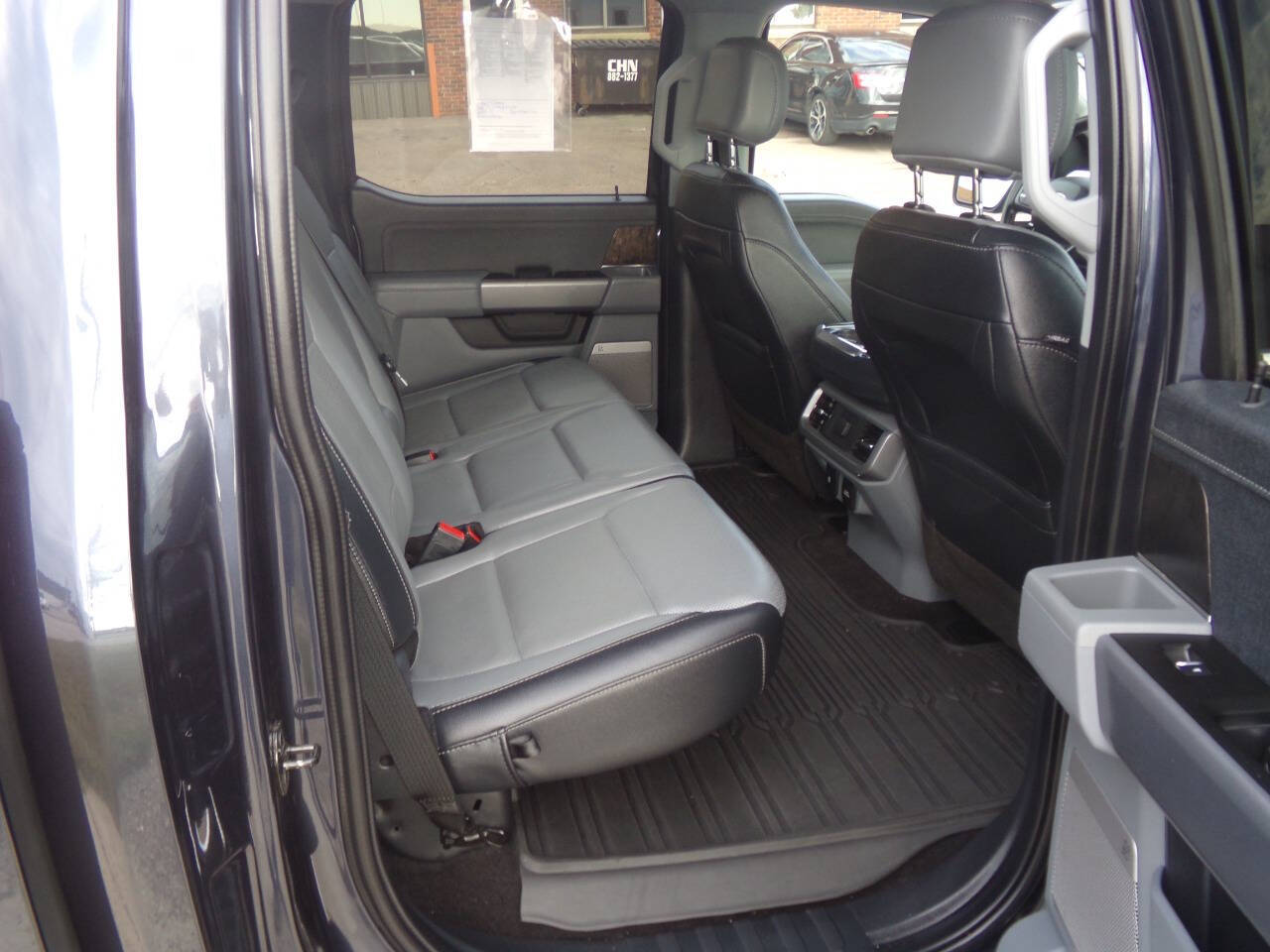 2022 Ford F-150 Lariat photo 13