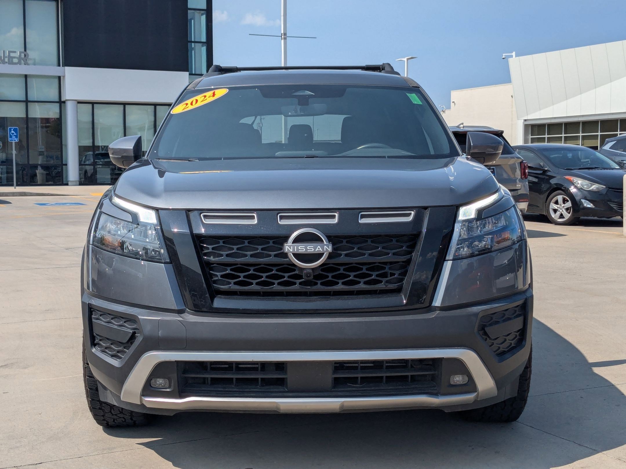 2024 Nissan Pathfinder Rock Creek photo 8
