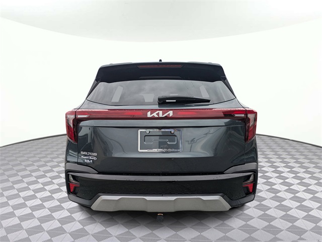2024 Kia Seltos EX photo 2