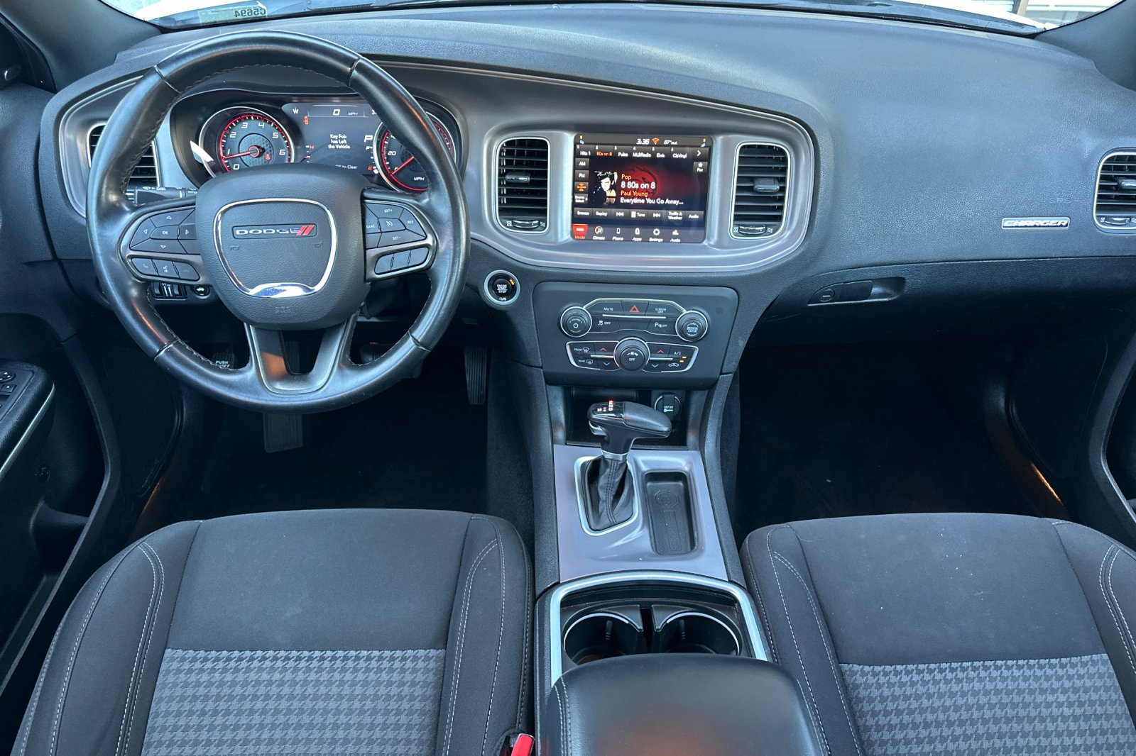 2023 Dodge Charger SXT photo 12