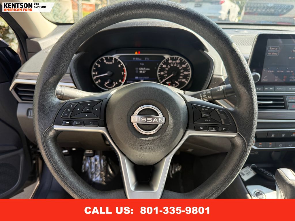 2024 Nissan Altima 2.5 SV photo 17
